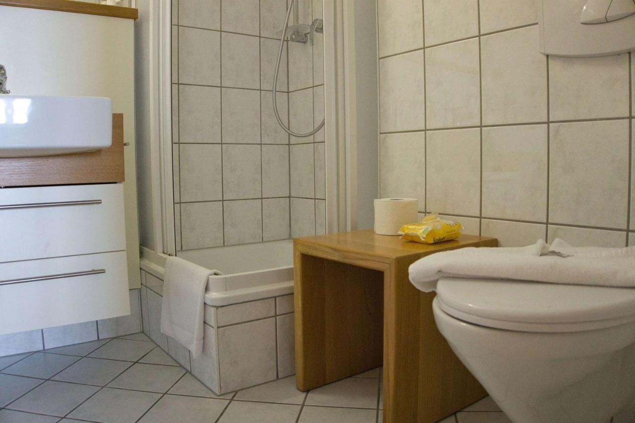 Fewo Mit Meerblick, Gratis Nutzung Vom Ahoi Erlebnisbad Und Sauna In Sellin - Haus Blick Zur See Fewo 11 Goehren  Esterno foto